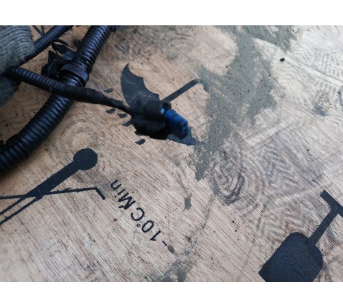 Электропроводка подкапотная с монтажным блоком