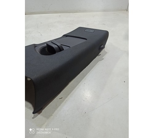 Обшивка центральной стойки(правая верхняя)