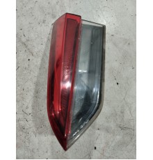 Фонарь крышки багажника правый