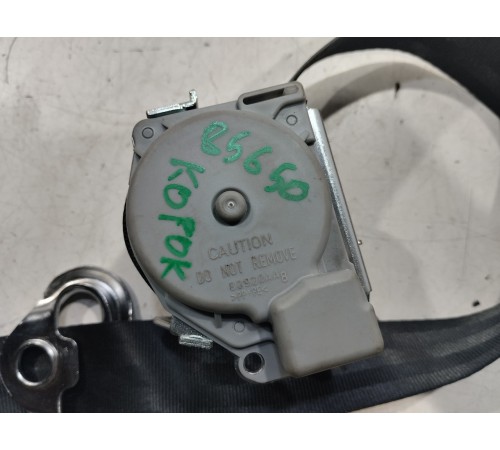 Ремень безопасности