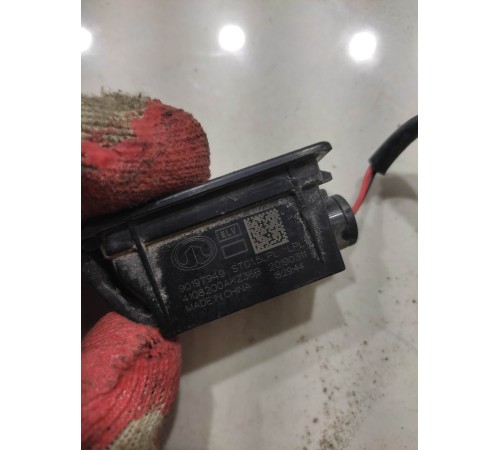 Фонарь подсветки номера правый