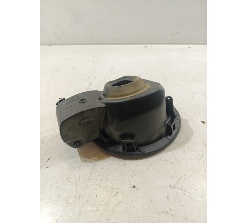 Лючок бензобака