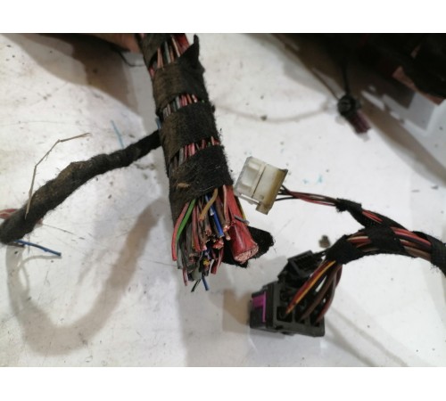 Электропроводка с монтажным блоком