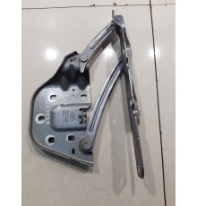 Петля капота (правая)