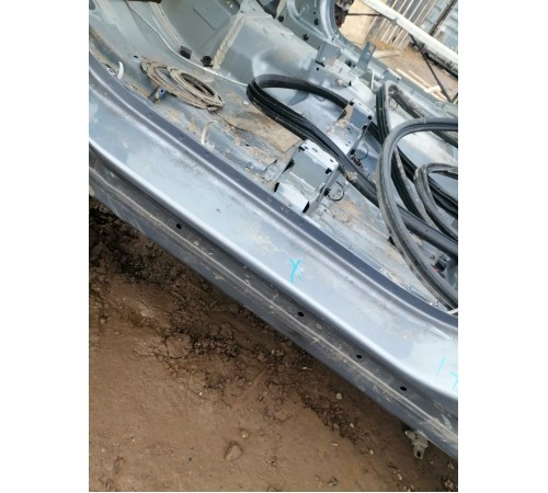 Порог левый с центральной стойкой