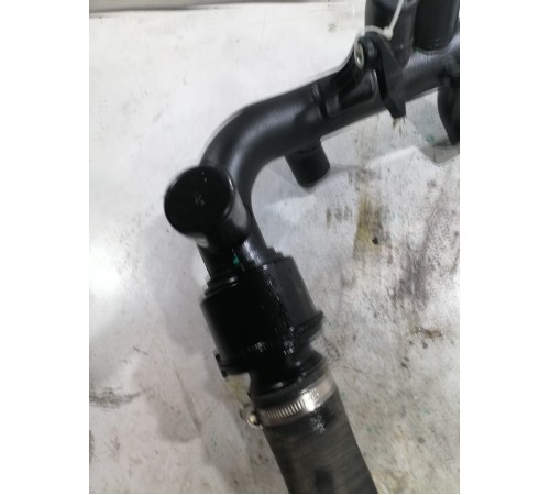 Патрубок турбонагнетателя турбины