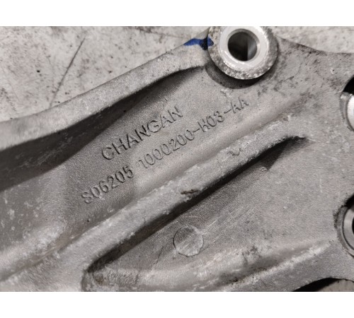 Кронштейн генератора