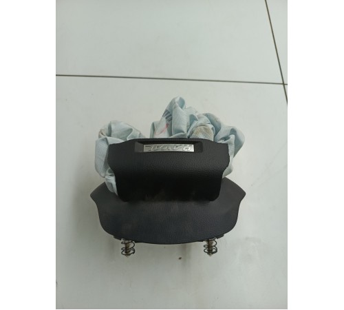 Подушка безопасности водителя