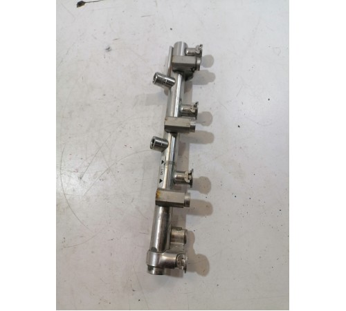 Рампа топливная