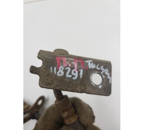 Тормозной шланг передний правый