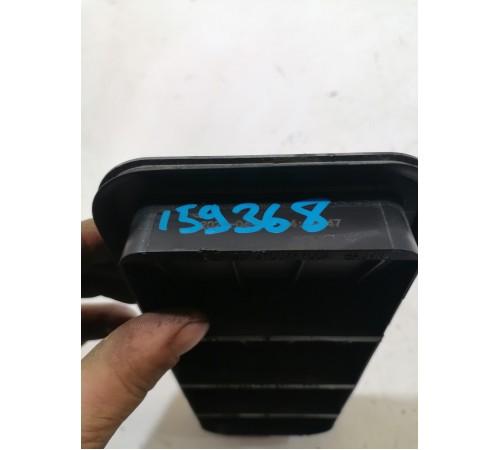 Клапан воздушный в крыло