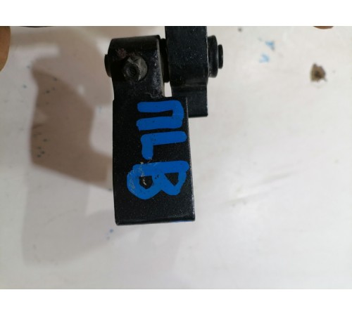 Петля двери передняя левая верхняя