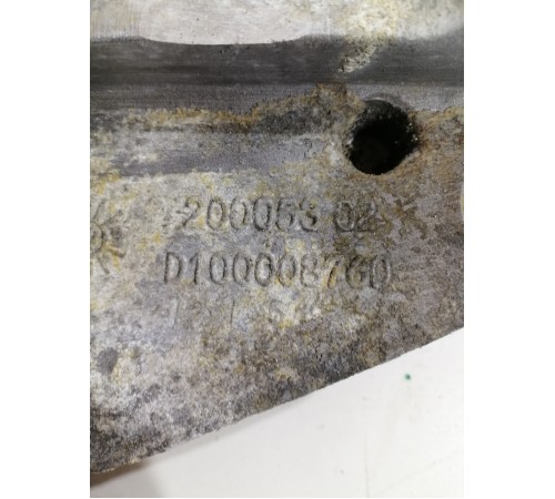 Кронштейн крепление двигателя левый