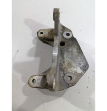 Кронштейн крепление двигателя левый