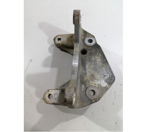 Кронштейн крепление двигателя левый