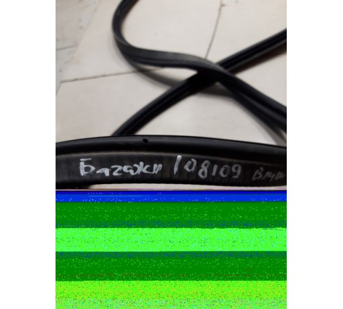 Уплотнитель багажника