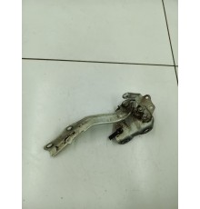 Петля капота правая