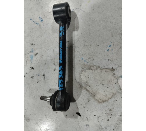 Рычаг задний правый