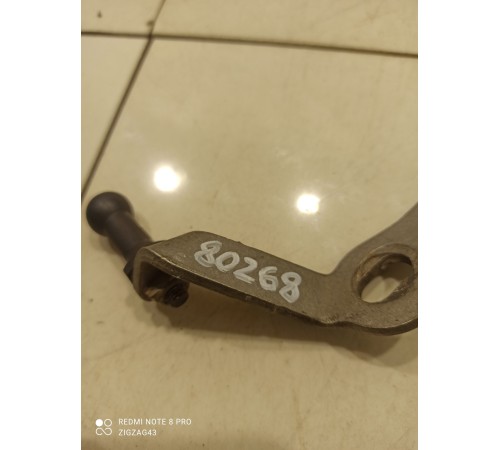 Кронштейн катализатора