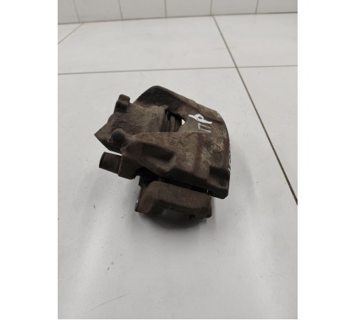 Суппорт передний правый