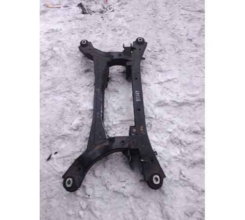 Балка подвески задняя (подрамник)