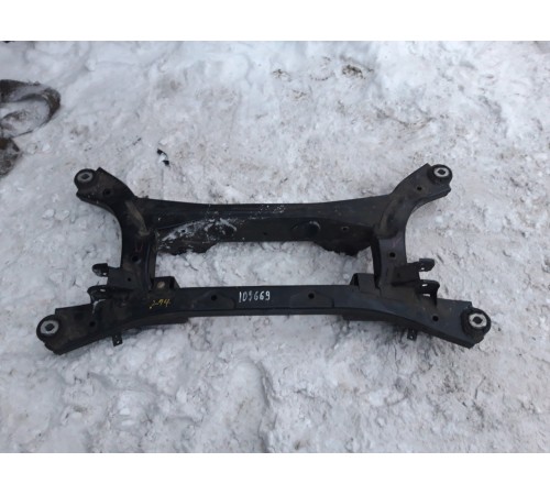 Балка подвески задняя (подрамник)