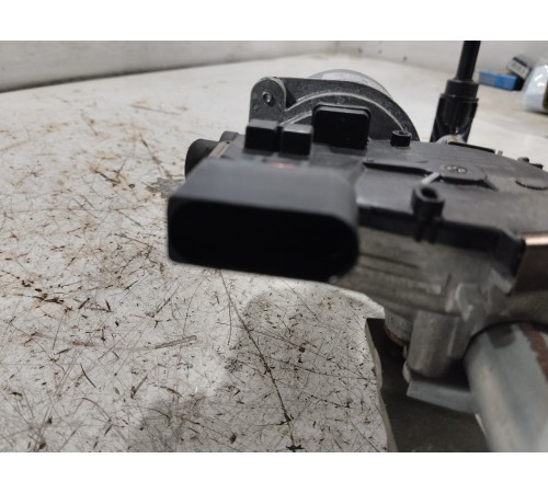 Трапеция стеклоочистителей в сборе