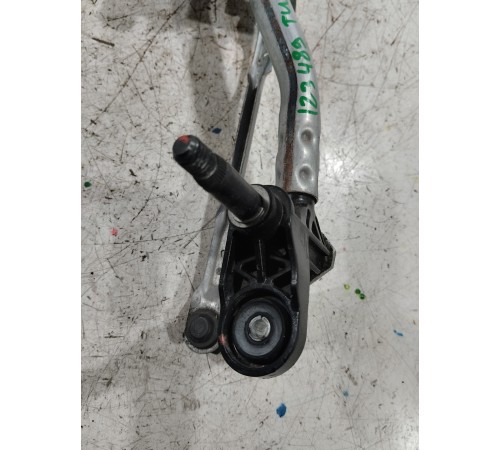 Трапеция стеклоочистителей в сборе