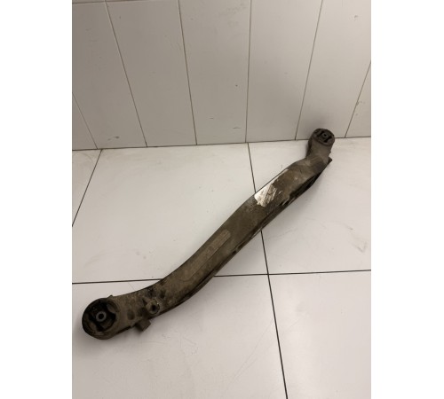 Кронштейн заднего редуктора