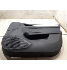 Обшивка двери(передняя правая)