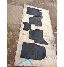 Комплект ковриков салона