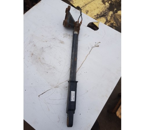 Гидроцилиндр подъёма кабины левый