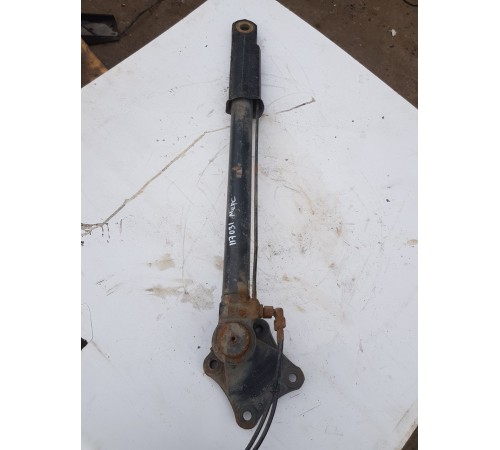 Гидроцилиндр подъёма кабины левый