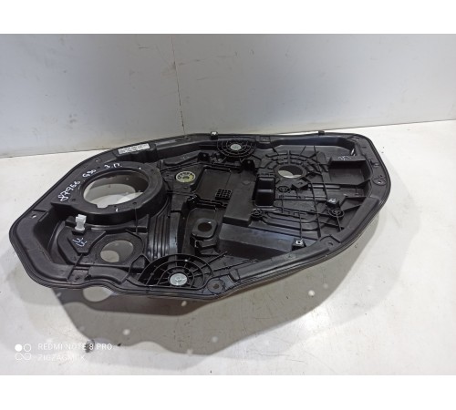 Стеклоподъемник (задний правый)