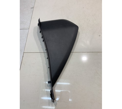 Боковая накладка торпеды (левая)