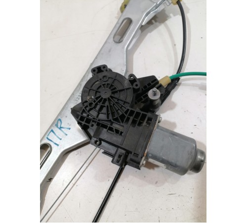 Стеклоподъёмник передний правый