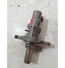 Главный тормозной цилиндр