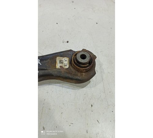 Рычаг подвески(задний правый)