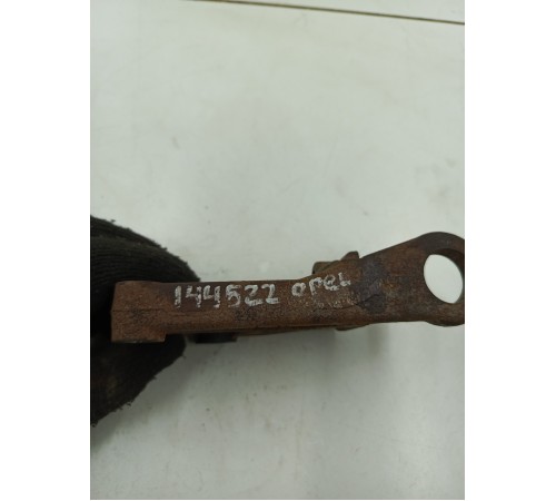 Кронштейн двигателя