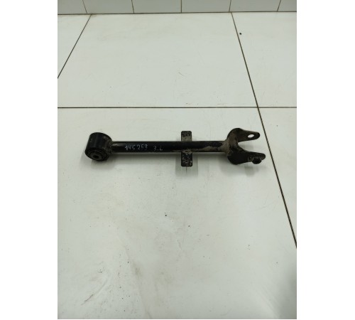 Рычаг подвески задний левый