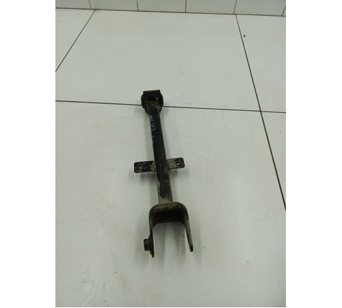 Рычаг подвески задний левый