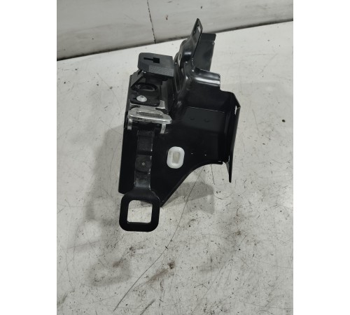 Кронштейн (крепление) амортизатора задний левый