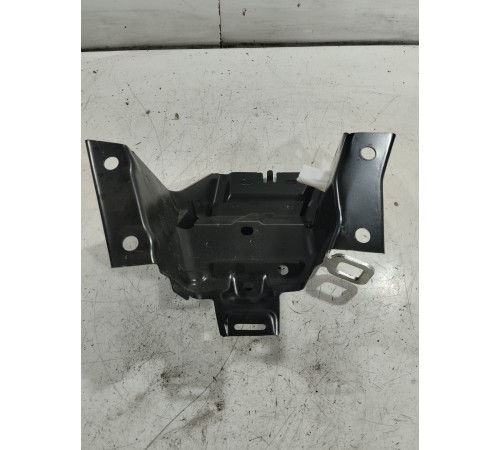 Кронштейн (крепление) амортизатора задний левый