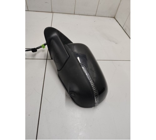 Зеркало заднего вида левое