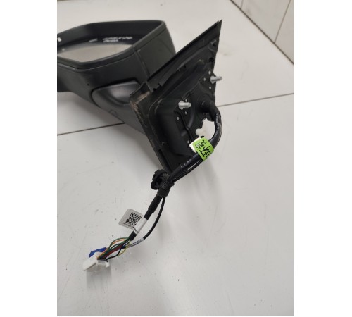 Зеркало заднего вида левое