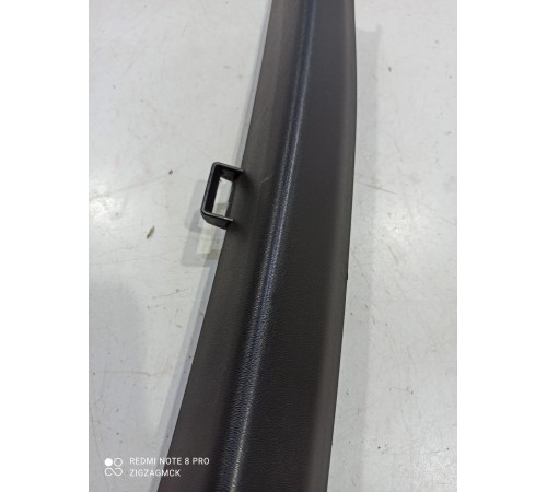 Обшивка задней стойки (левая)