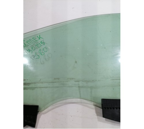 Стекло переднее левое триплекс