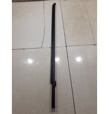 Уплотнитель стекла(передний левый)