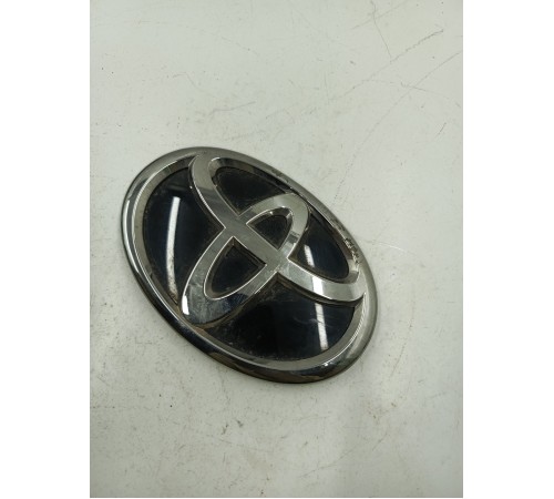 Эмблема задняя