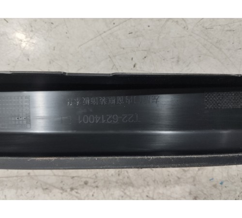 Накладка рамки стекла задняя левая